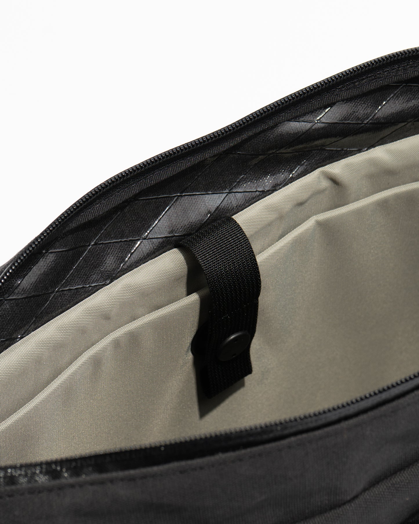 Daily Tote X11/Coal - 1733